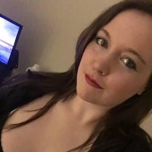 Meet your Posher, Caiti